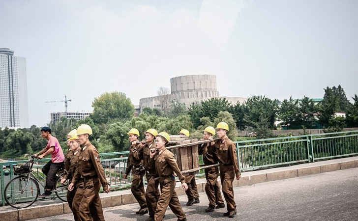 state workers walking